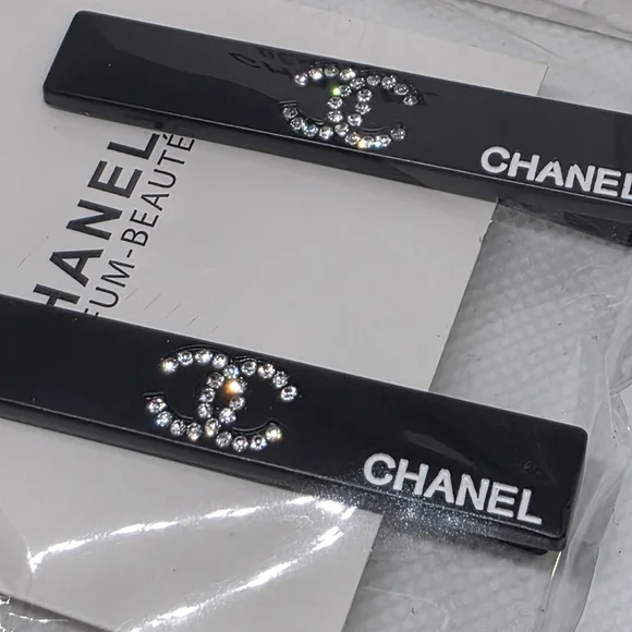 CHANEL Black Hair Clips with Crystal Logo - Picture 2 of 3